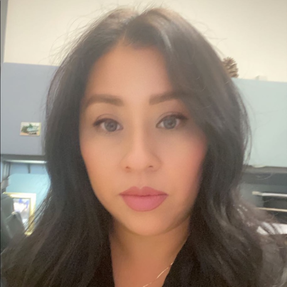 Meet your Posher, Angie